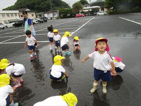 雨の日のお散歩（年少）